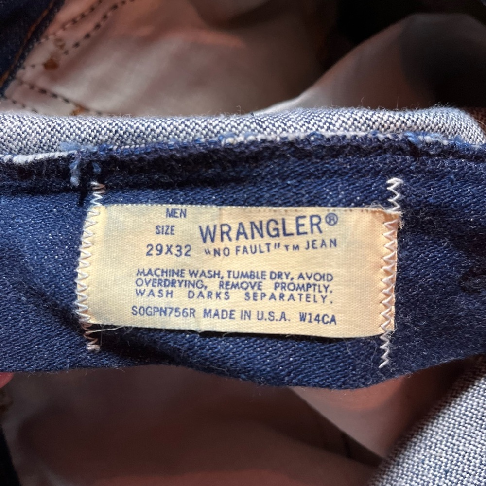 Vintage Wrangler Dark Blue Bootcut Jeans - Picture 5 of 5
